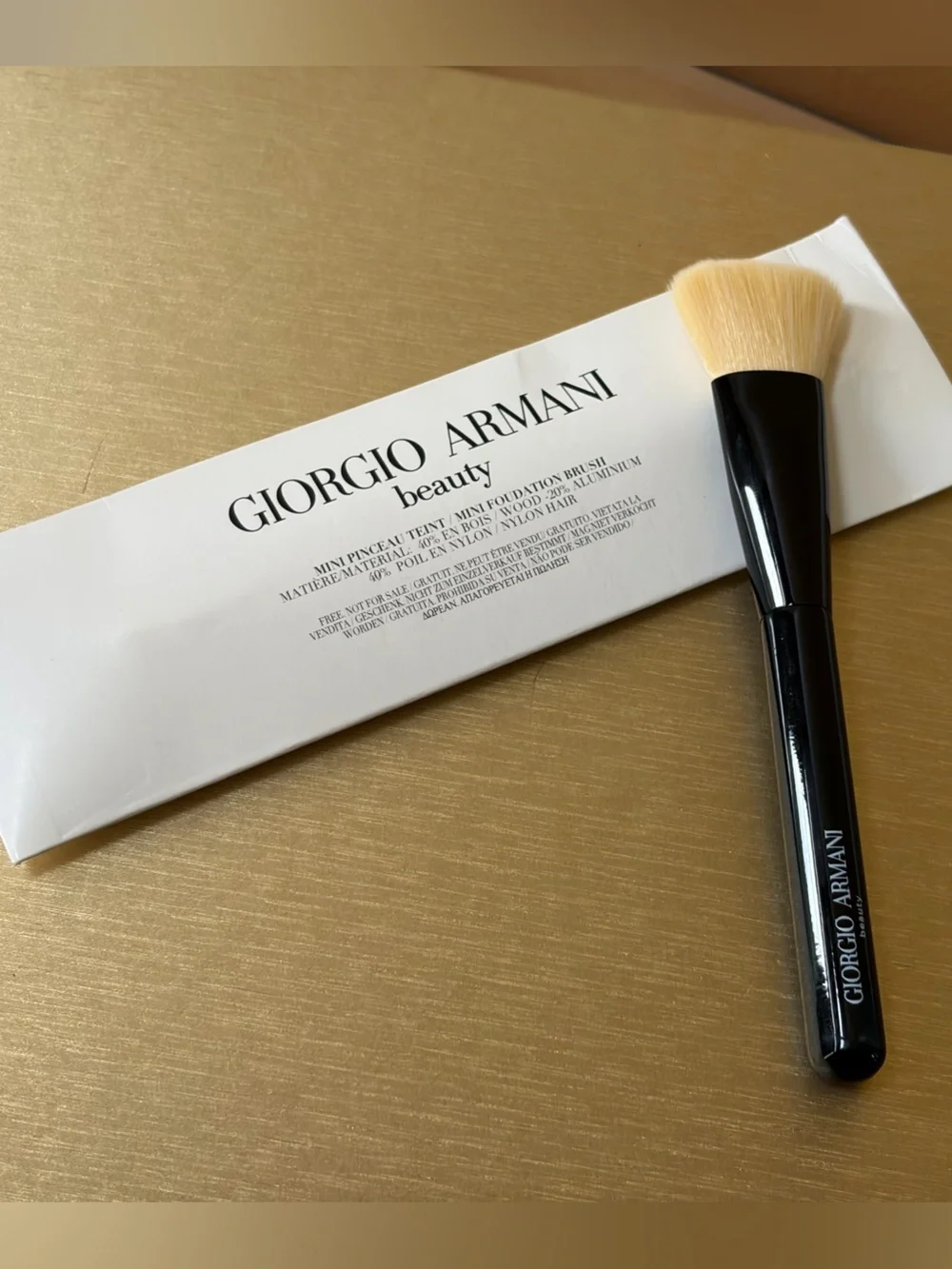 Giorgio Armani Beauty Mini Foundation Makeup Brush 5